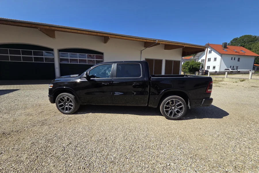 Multifunktions-Heckklappe des Dodge RAM 1500 Limited