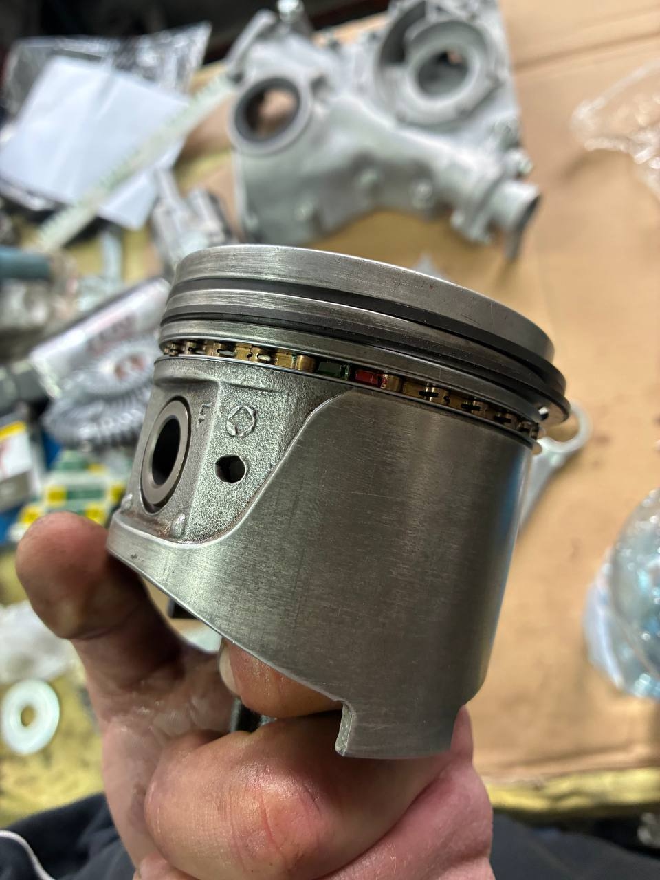 MAHLE Clevite engine bearings Datsun L24 rebuild — 240Z mains