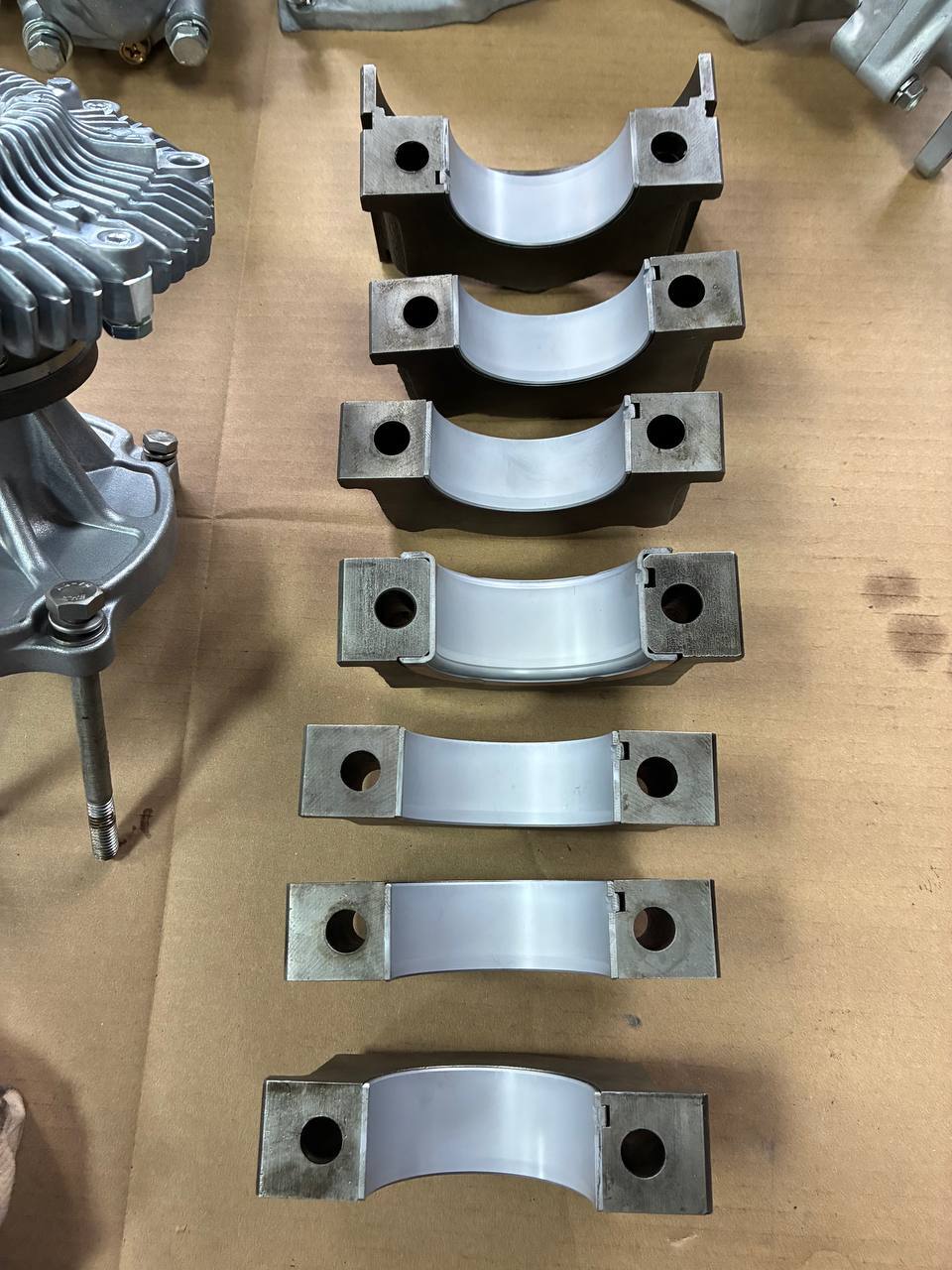 Liqui Moly assembly paste Datsun L24 bearings journals — 240Z engine rebuild