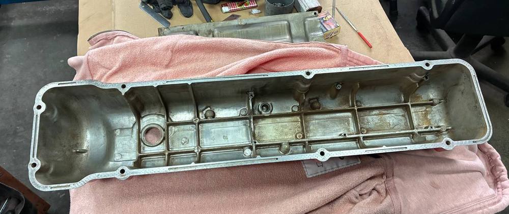 King engine bearings Datsun L-series rebuild — 240Z conrod bearings