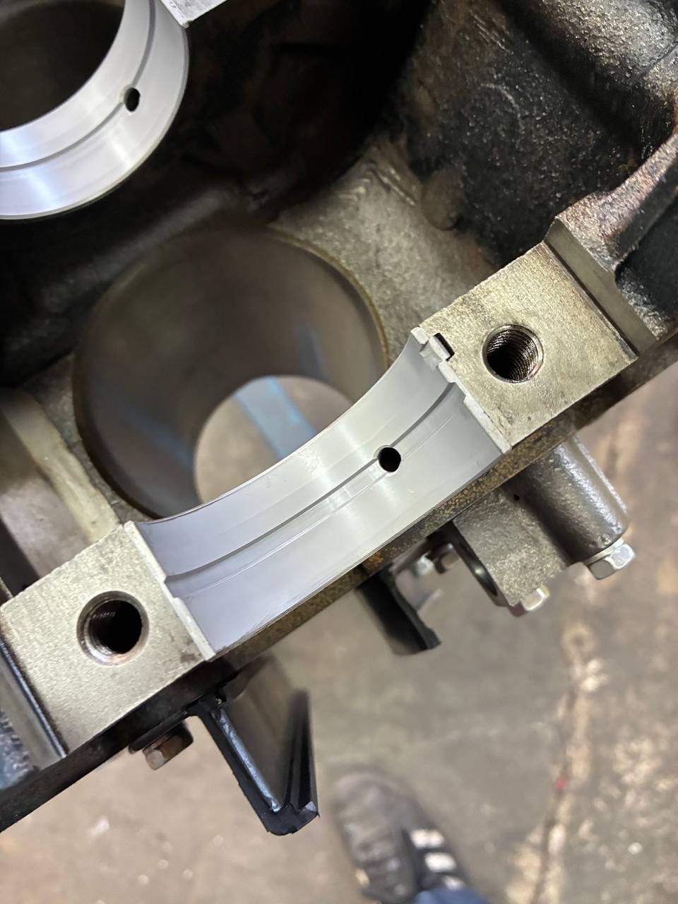 New King engine bearings Datsun L24 rebuild — 240Z bottom end