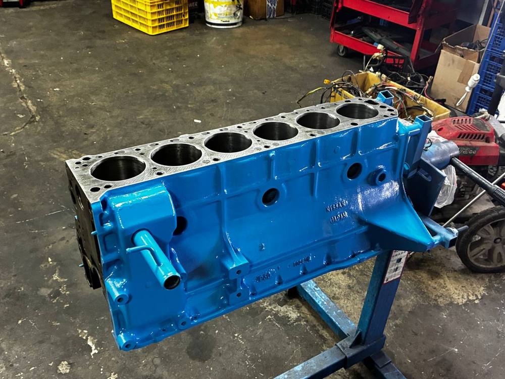 Datsun L24 engine block primer sealer before factory blue — 240Z engine rebuild