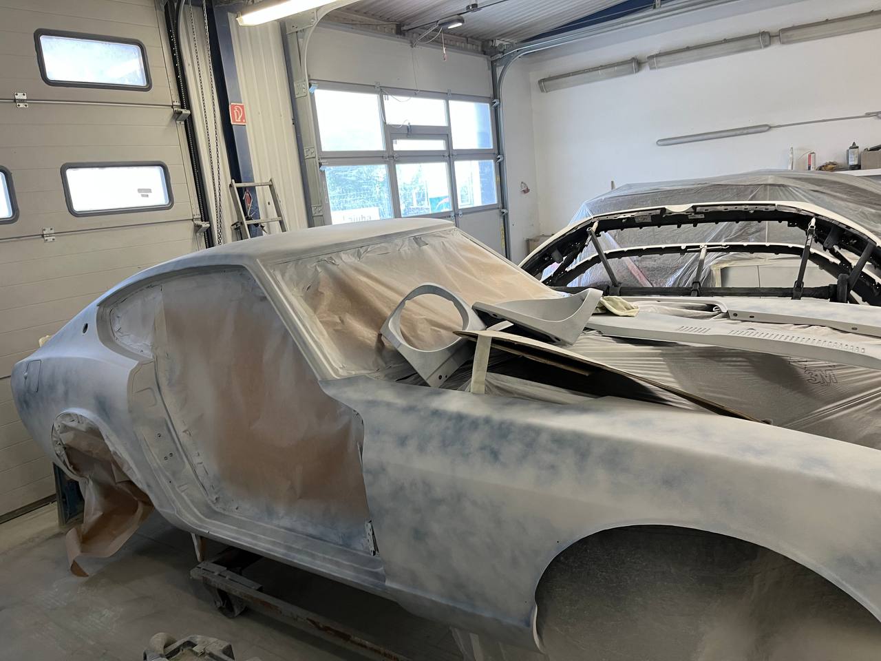 Datsun 260Z primer bodywork — S30 priming stage restoration