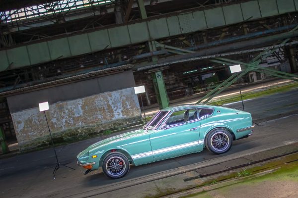 Green Datsun in the factory - 0096