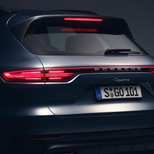 porsche_cayenne_rear lights Umrüstung und Umcodienirung aus den USA Porsche Cayenne nach EU Zulassung