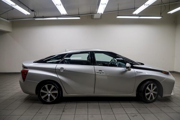 2017 Toyota Mirai Wasserstoff zu Verkaufen mit Deutsche Navi.