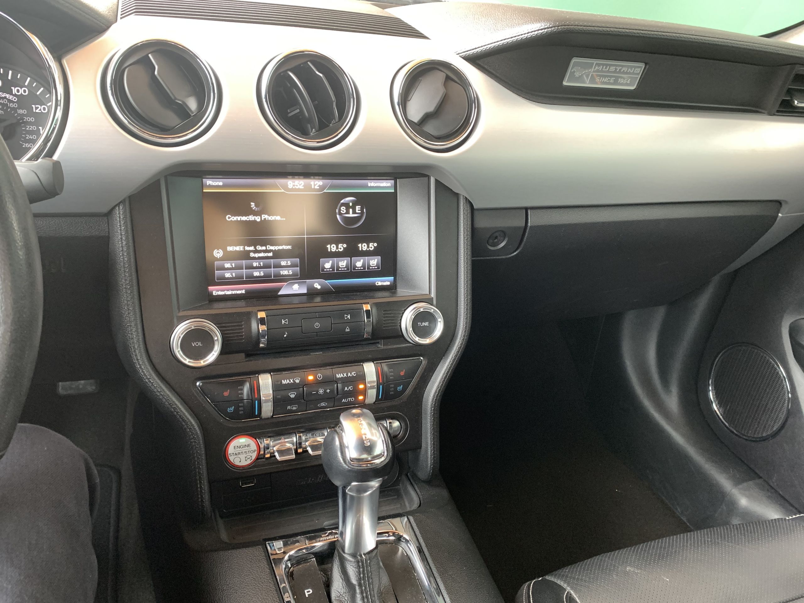 Ford Mustang 2.3l ecoboost zu Kaufen Schweiz