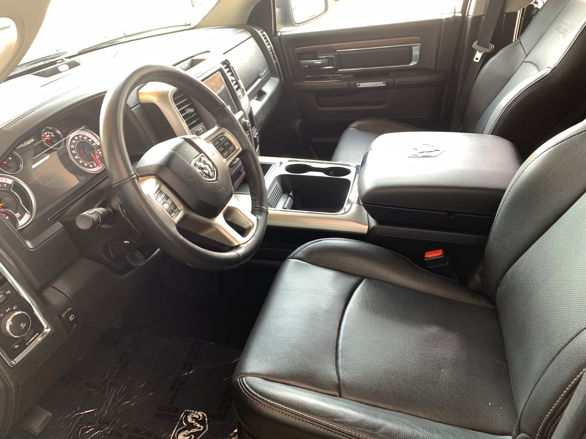 Dodge Ram 1500 crew cab laramie zu verkaufen