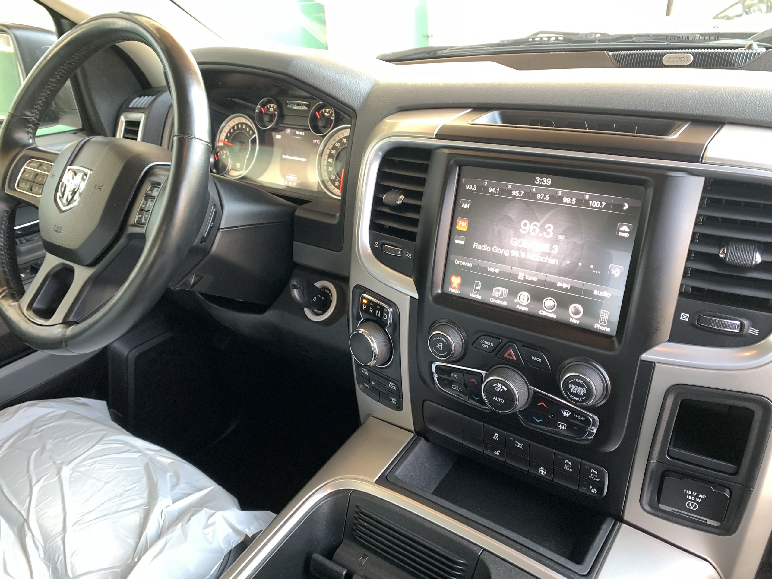 Grau Dodge Ram 1500 zu Verkaufen Osterreich