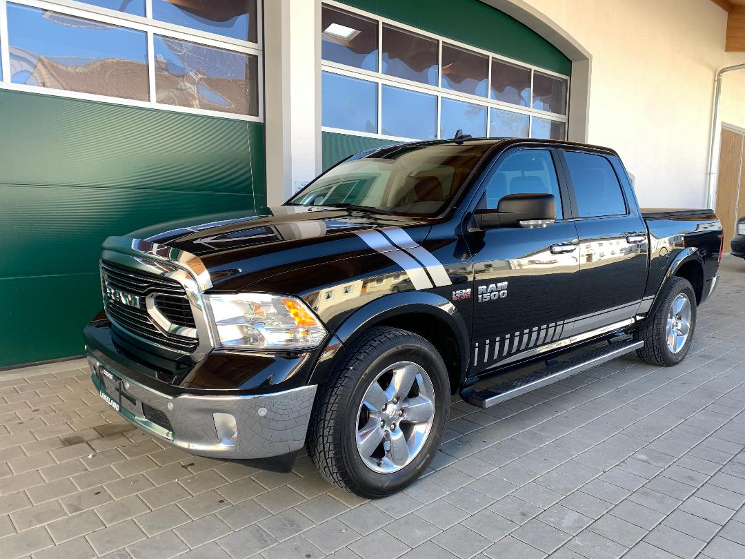 Schwarzer Dodge Ram 1500 zu Verkaufen Schweiz
