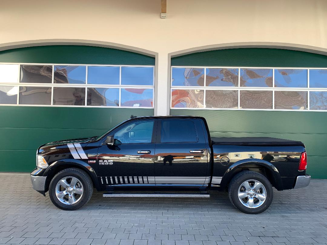 Schwarzer Dodge Ram 1500 zu Verkaufen