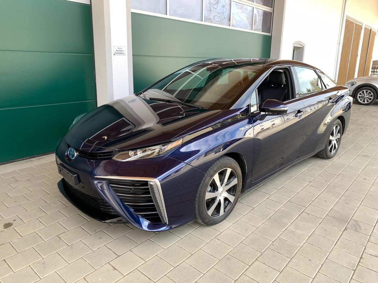 Gebraucht Blau Toyota mirai wasserstoff auto zu Verkaufen Osterreich