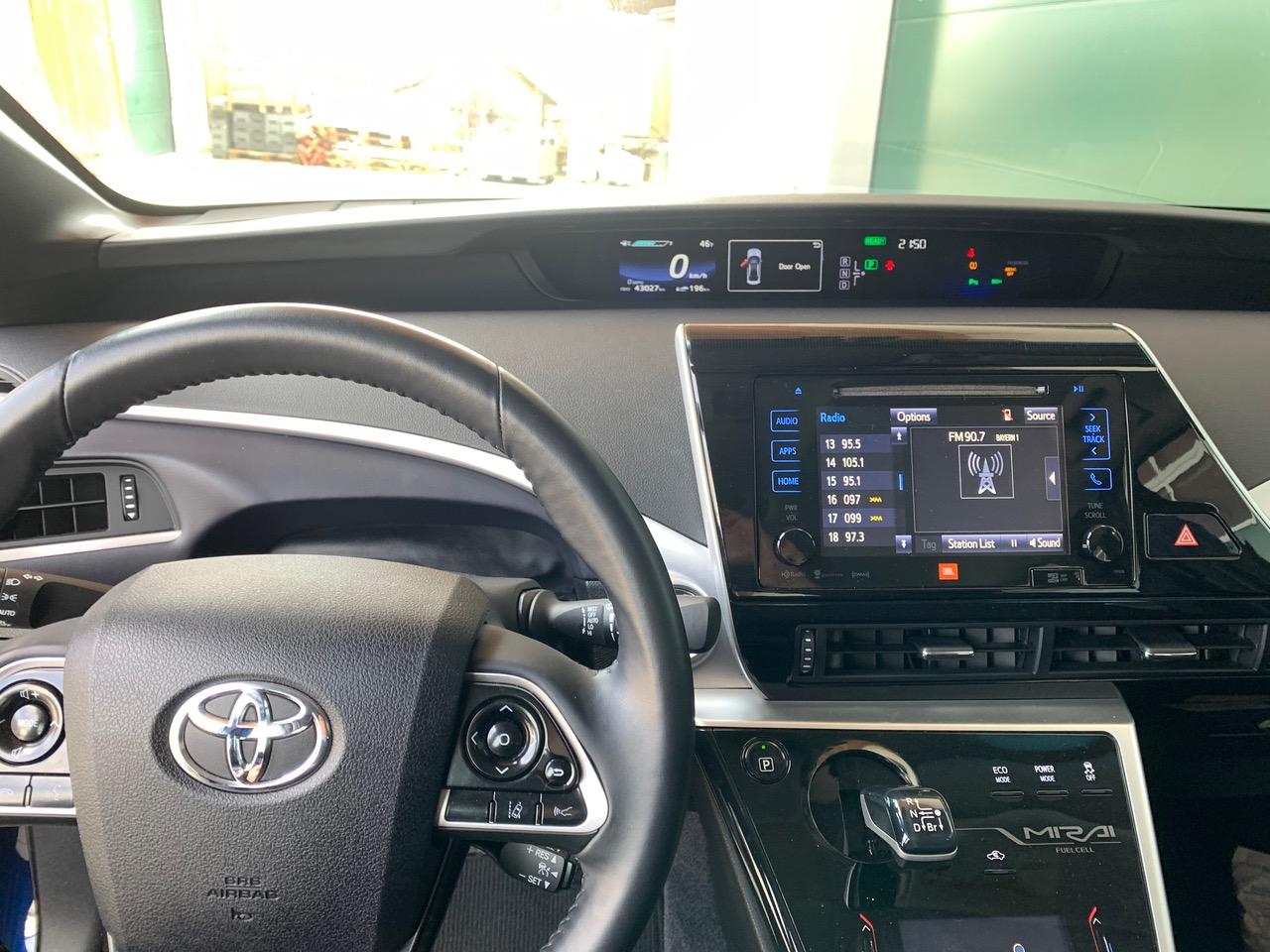 Gebraucht Blau Toyota mirai wasserstoff auto zu Verkaufen Schweiz