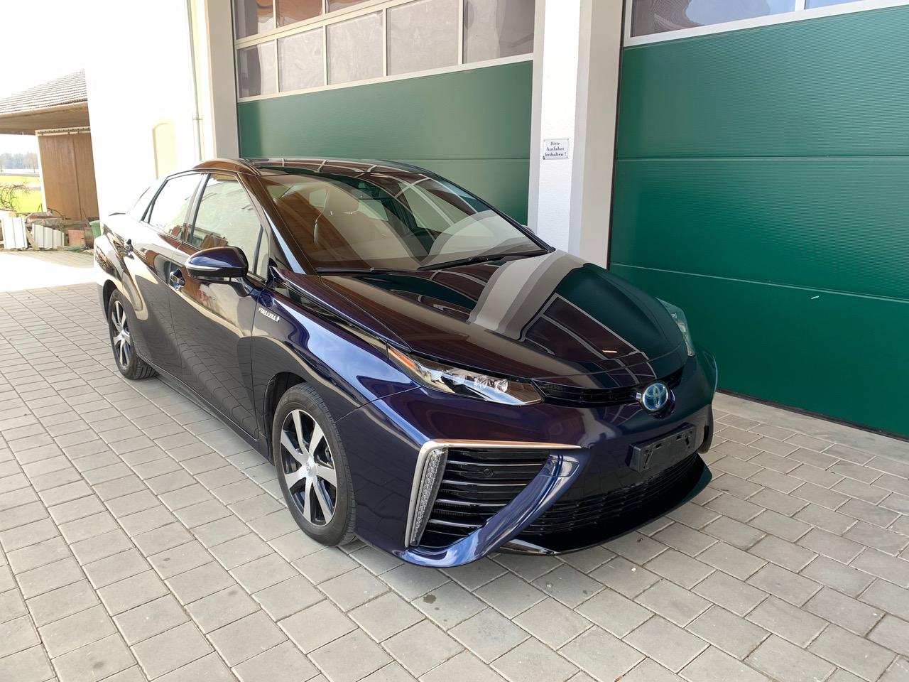 Blau Toyota mirai wasserstoff auto zu Verkaufen Osterreich