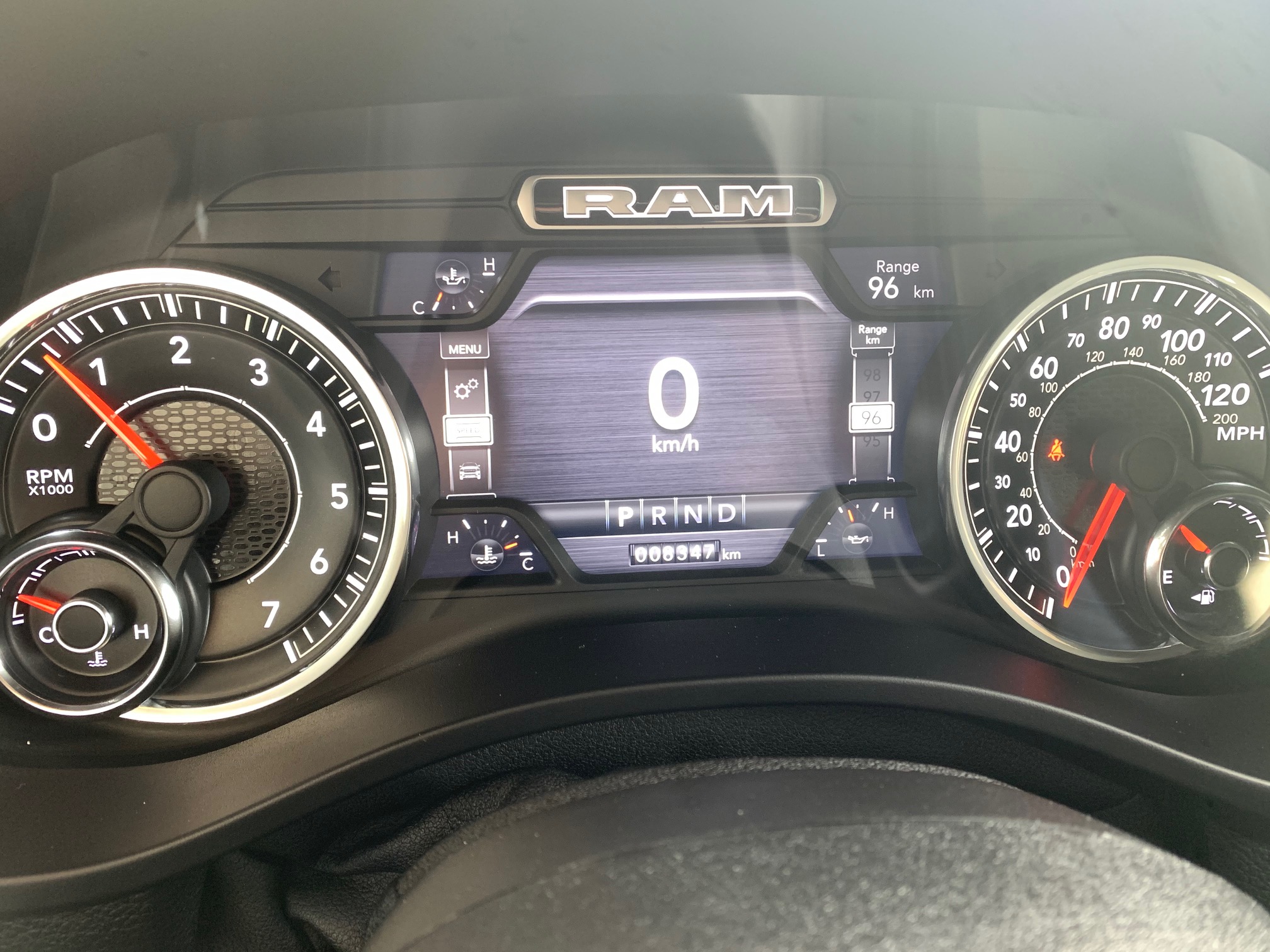 Dodge Ram 1500 SLT mit dem 5,7 Hemi V8 RWD Quad Cab zu Verkaufen deutschland