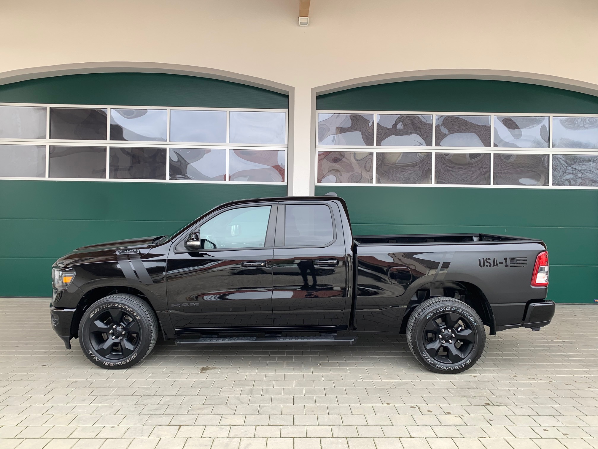 Dodge Ram 1500 BIG HORN Quad Cab zu Verkaufen Osterreich
