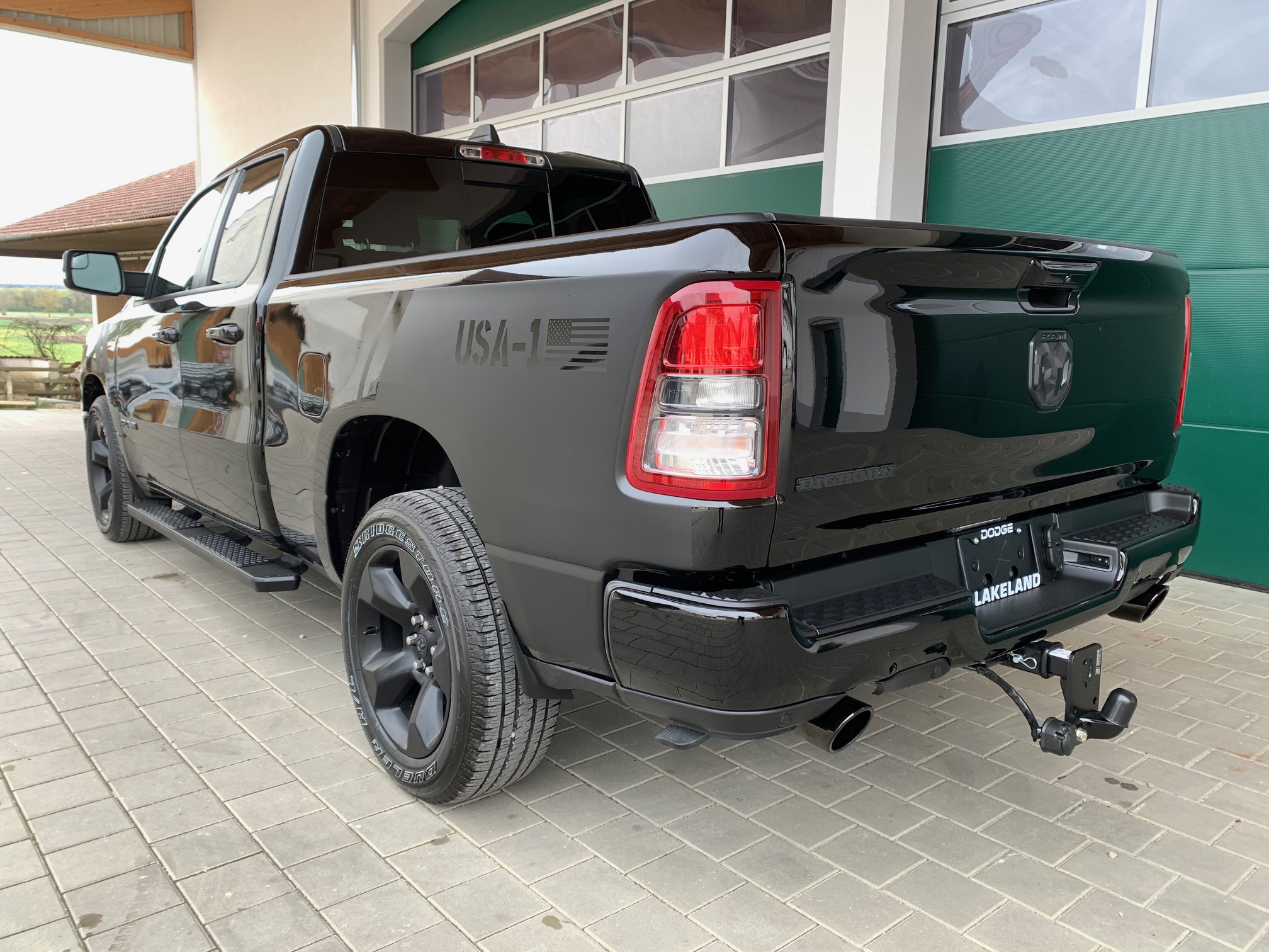 2019 Schwarzer Dodge Ram 1500 BIGHORN Neues Modell DT zu Verkaufen Osterreich