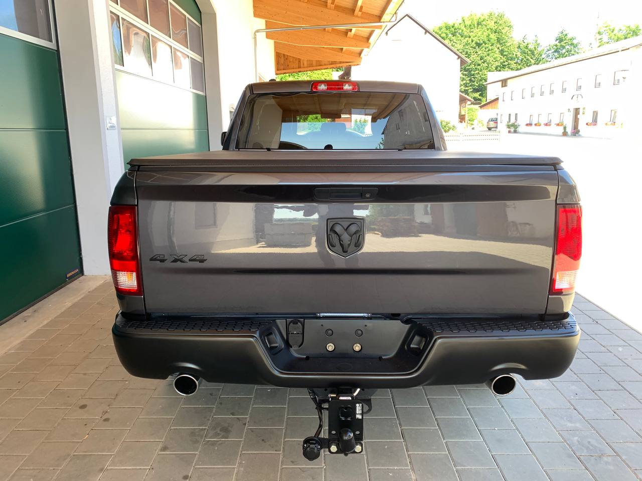 2017 Ram 1500 Express Quad Cab Verkaufzahlen Gebraucht