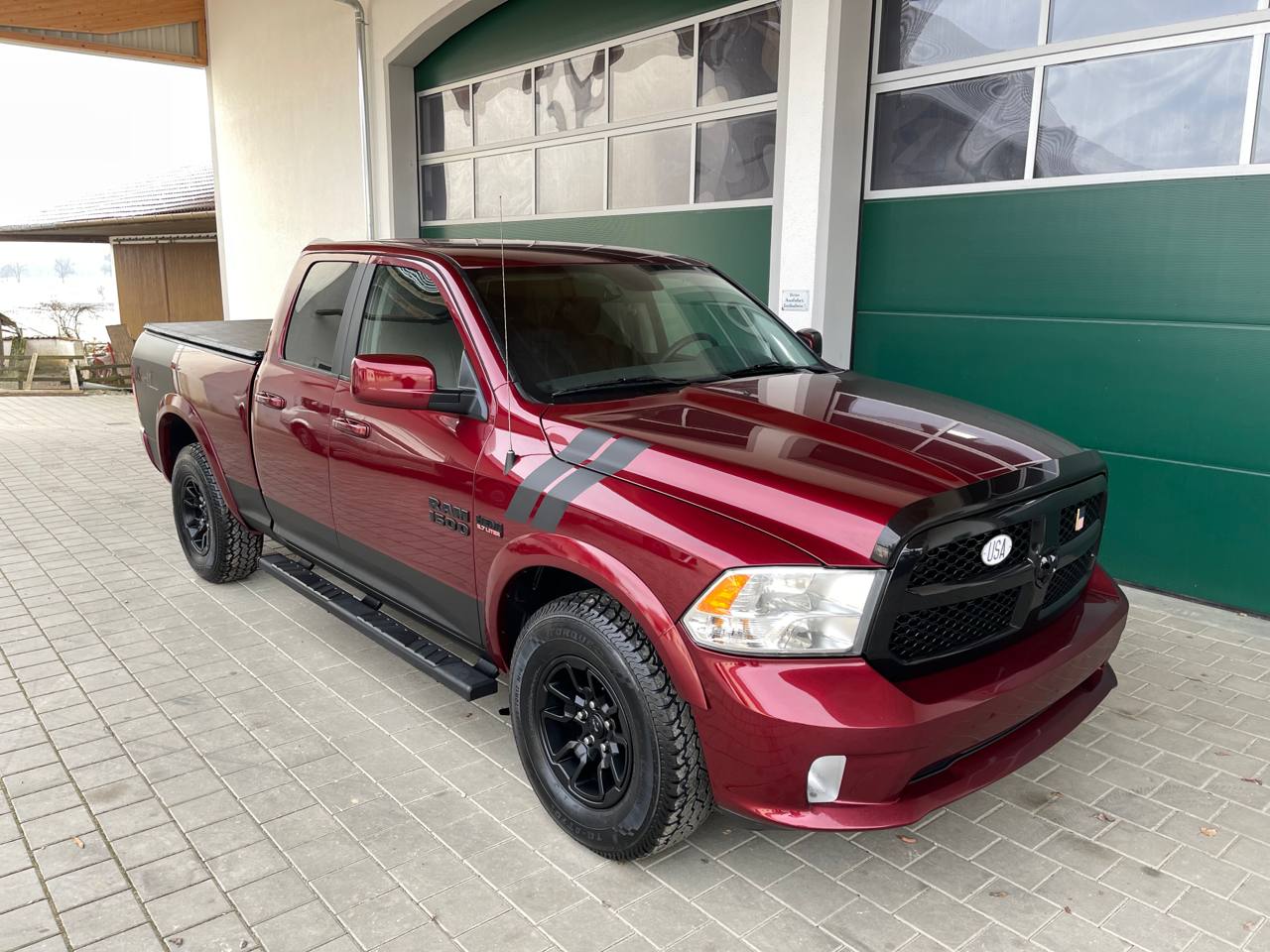 Dodge Ram 1500 Quad Cab 6 sitze Classic Zu Verkaufen Schweiz