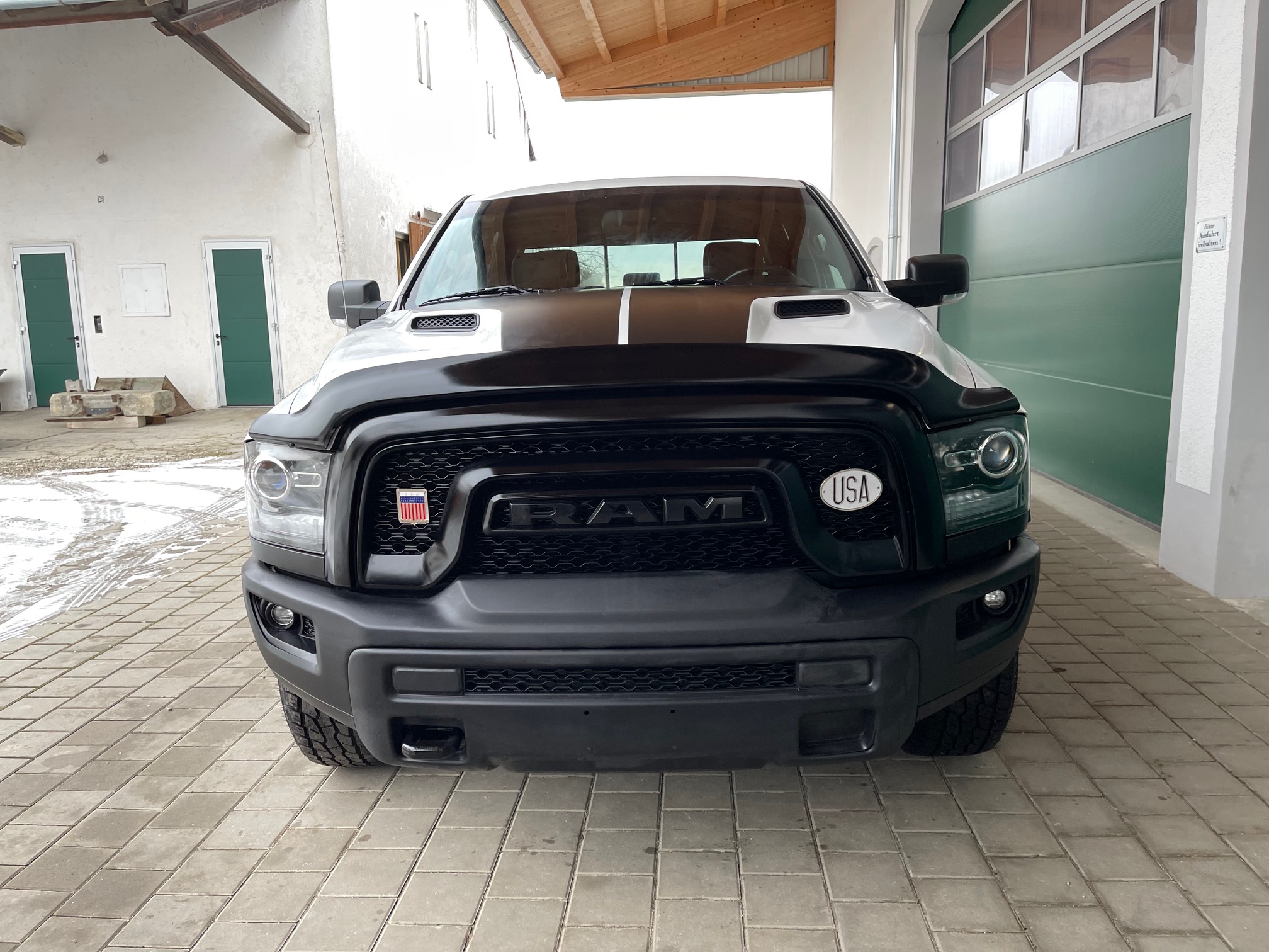 Dodge Ram Rebel Allrad zu kaufen