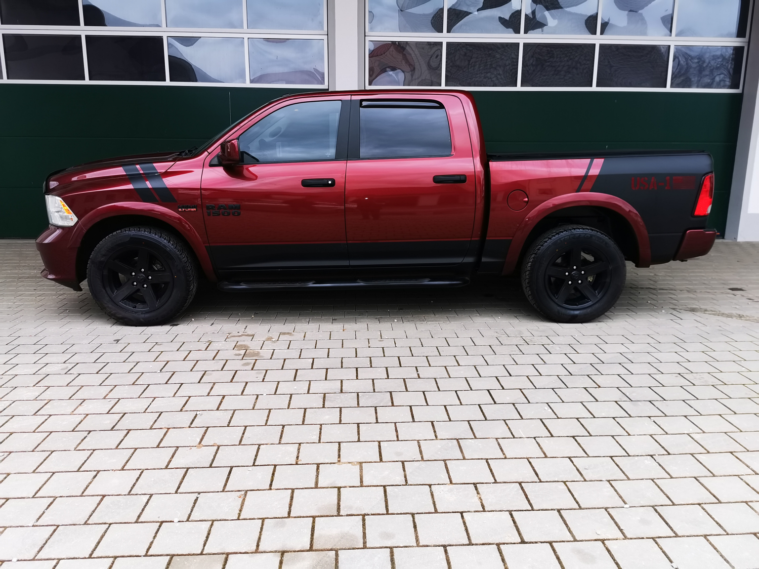 2016 dodge ram 1500 5.7 hemi zu verkaufen