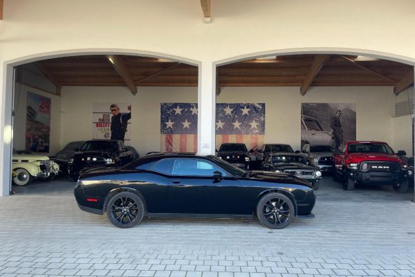 Dodge Challenger Premium 3.6 TILL SALU SVERIGE 2018 Dodge Dodge Challenger Premium 3.6 zu verkaufen Schweiz
