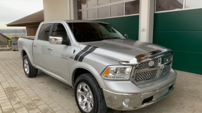 Dodge Ram Unterboden Schutz und Hohlraumversiegelung Rostschutz für den Winter