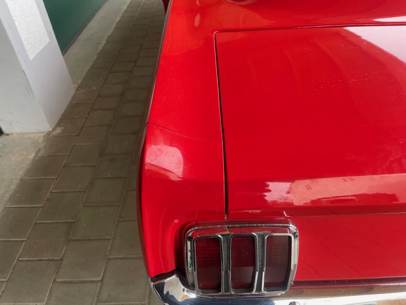 1965 Ford Mustang Fastback V8 a vendre