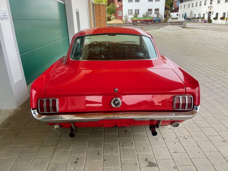 1965 Ford Mustang Fastback V8 for sale Abu Dhabi