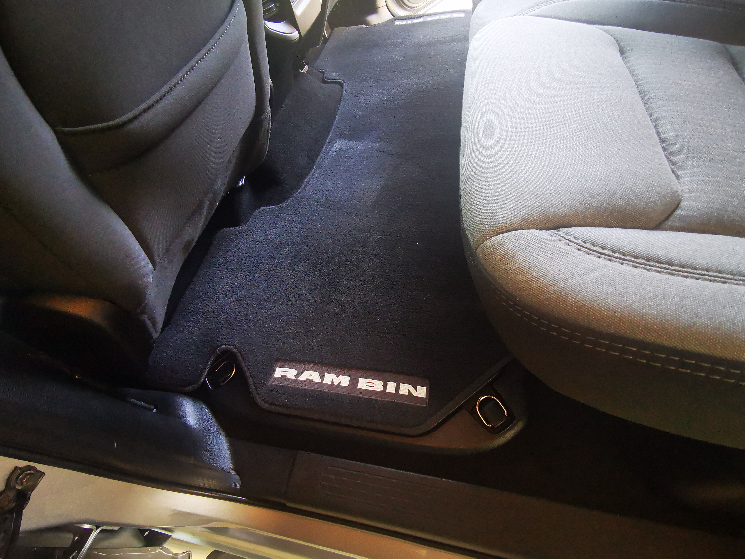 Dodge Ram 1500 DT 3.6 Crew Cab 5 sitze Zu Verkaufen Deutschland