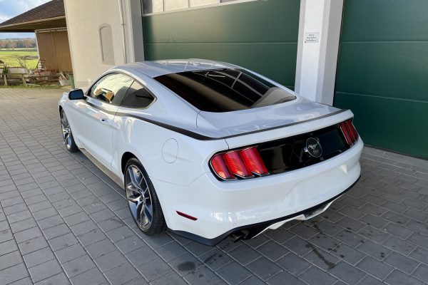 2015 Ford Mustang Ecoboost Premium Coupe zu verkaufen