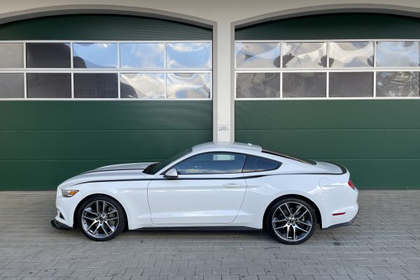 2015 Ford Mustang Ecoboost Premium CoupeEU Model zu verkaufen