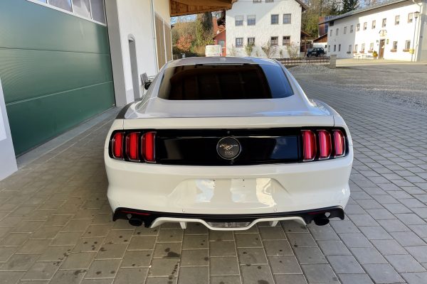 Ford Mustang gebrauchwagen zu verkaufen1 2015 Ford Mustang Ecoboost Premium Coupe EU Model for sale