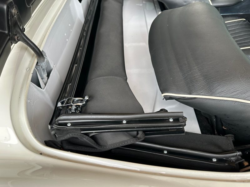 Chevrolet Corvette C1 Cabrio TILL SALU SVERIGE