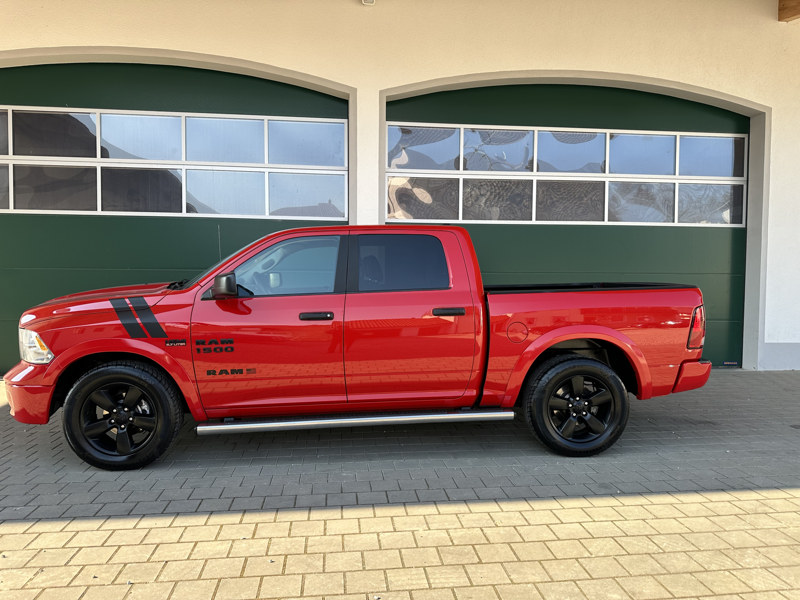 2017 Red Ram Dodge for sale Germany