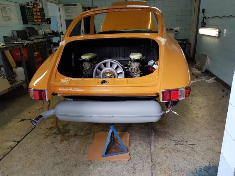 完全に復元されたヴィンテージポルシェ911Lが販売中