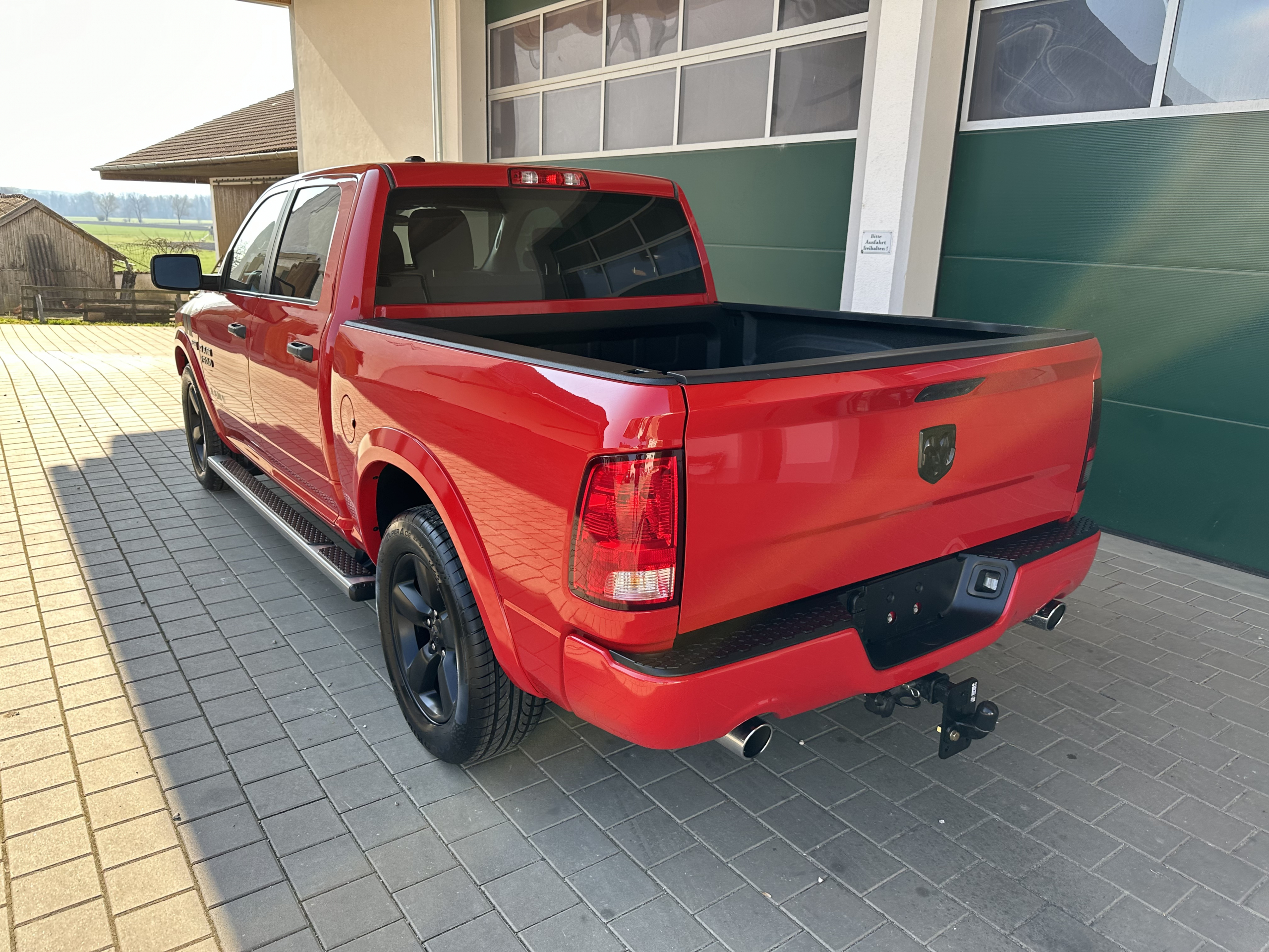 Dodge Ram 1500 Gen 4 d'occasion de 2017 à vendre, immatriculation UE en Allemagne