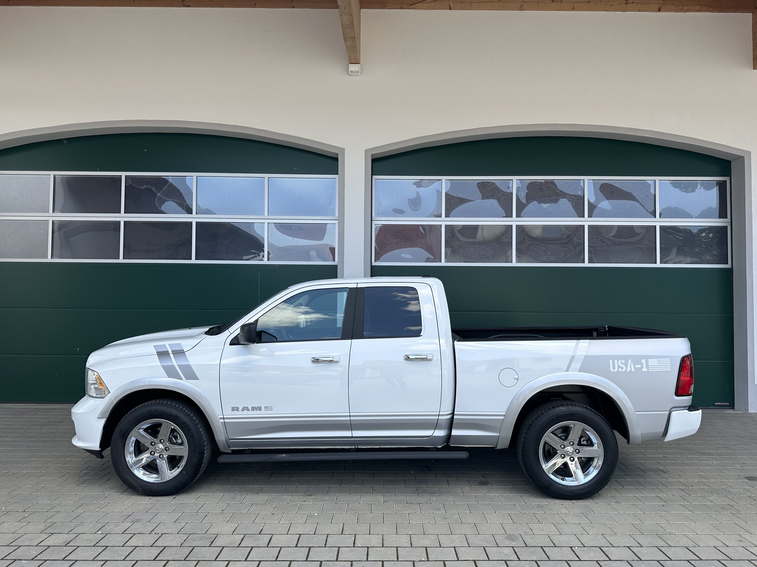 2018 Dodge Ram 1500 4x4 for sale in Geneva, Switzerland