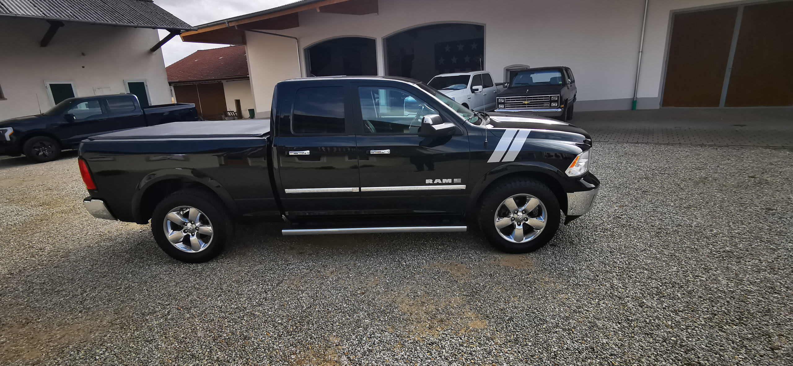 2017 Dodge Ram 1500 BigHorn Quad Cab zu verkaufen St. Gallen