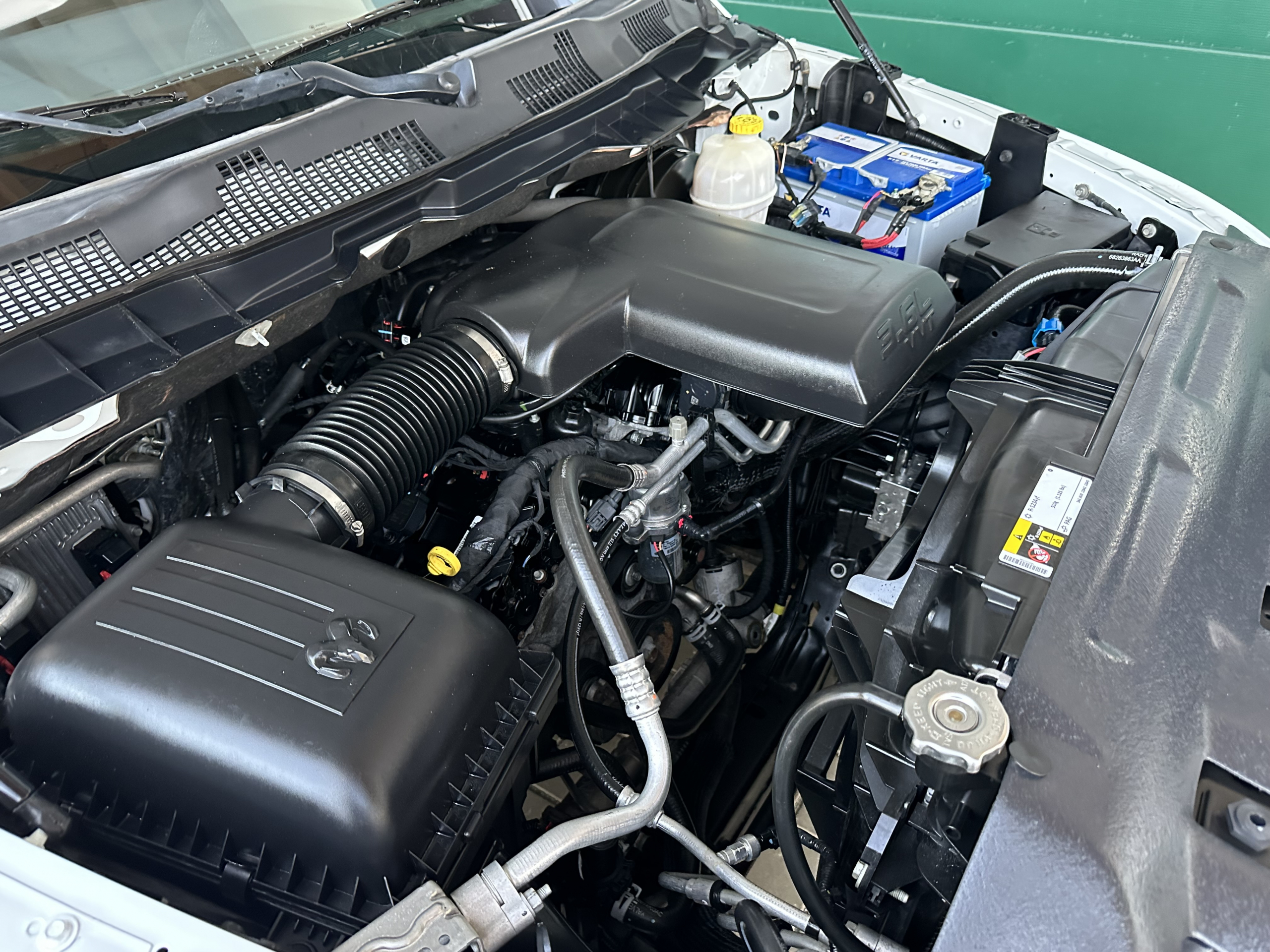 Dodge Ram 1500 Flex Fuel 3.6L zu verkaufen Sankt Pölten