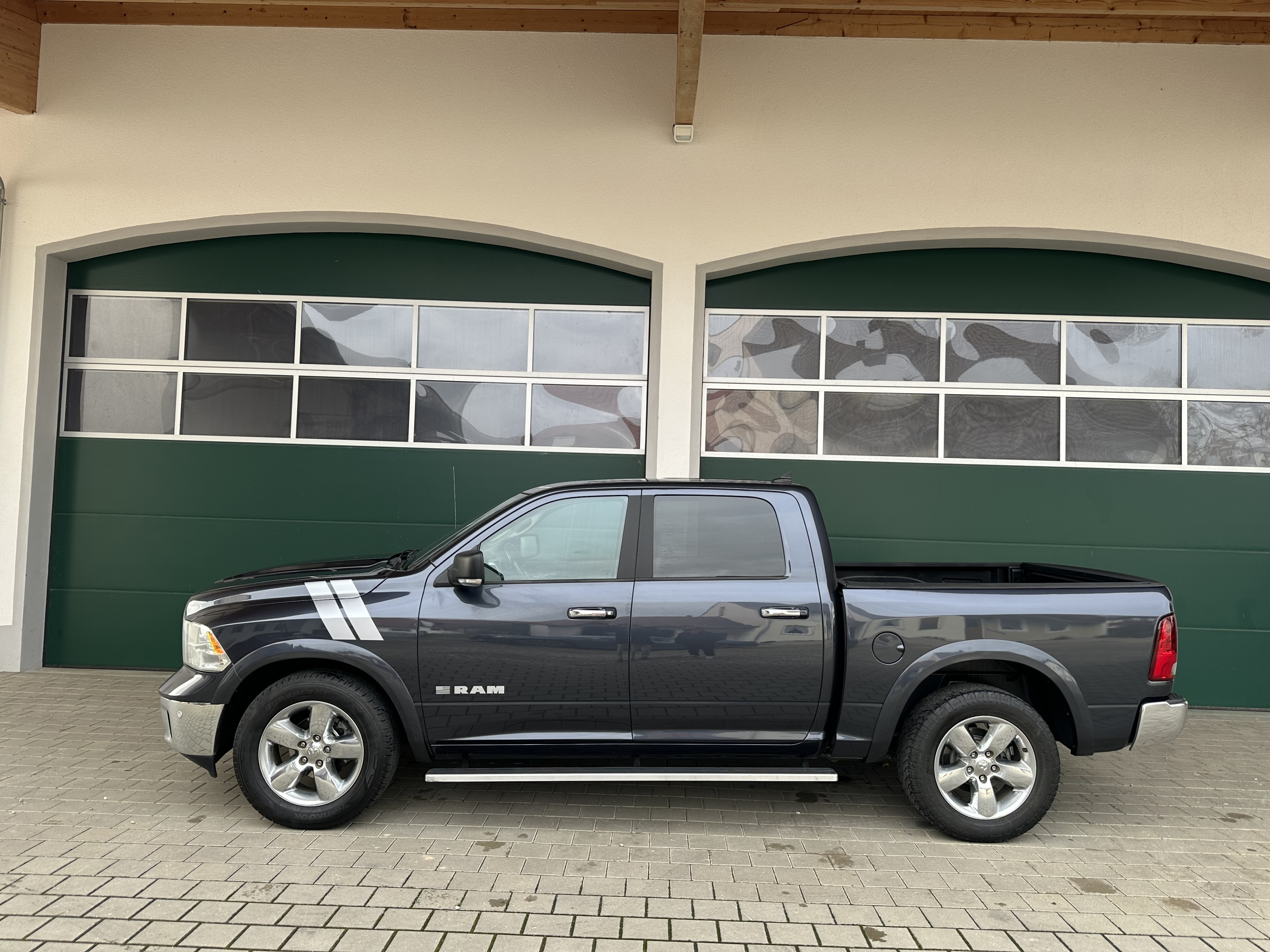 dodge ram 1500 Big Horn te koop Amsterdam