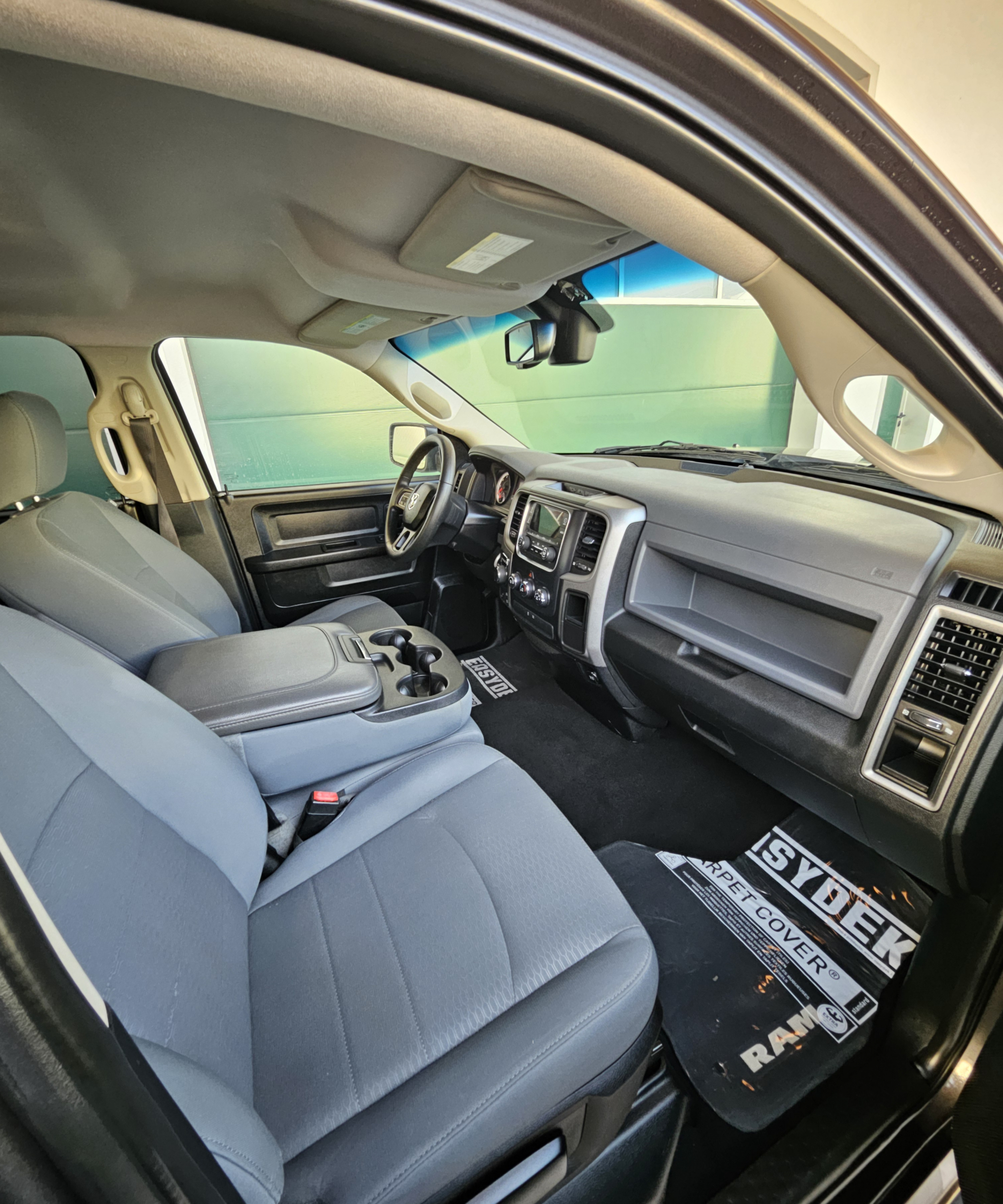 2015 Dodge Ram 1500 v8 à vendre à Nantes