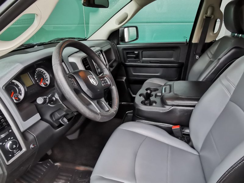2017 Dodge Ram 1500 Schwarz zu verkaufen Geneva