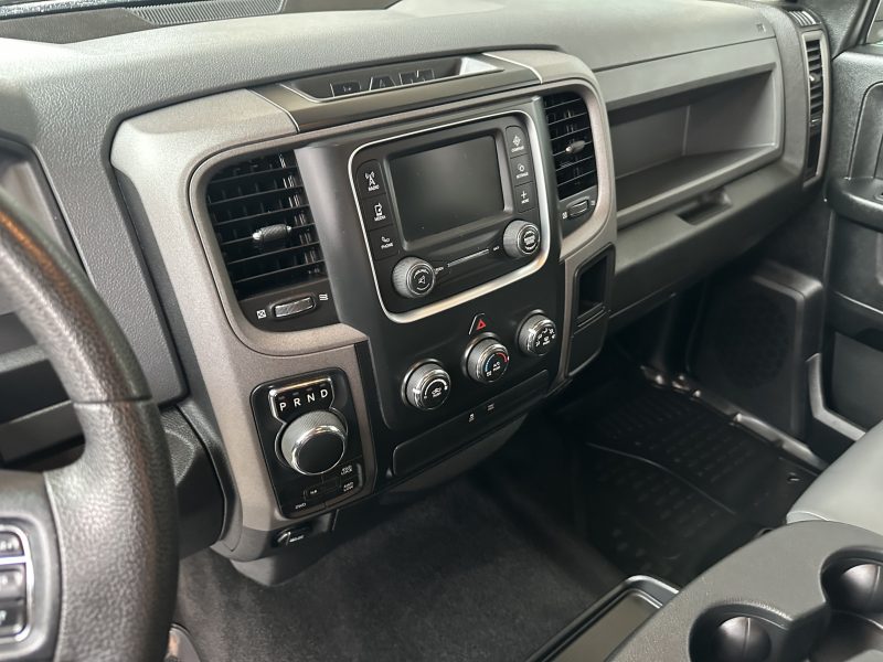 2017 Dodge Ram 1500 Schwarz zu verkaufen Frankfurt
