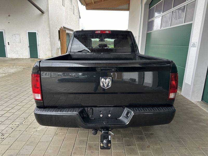 2017 Dodge Ram 1500 V6 à venda Lisbon
