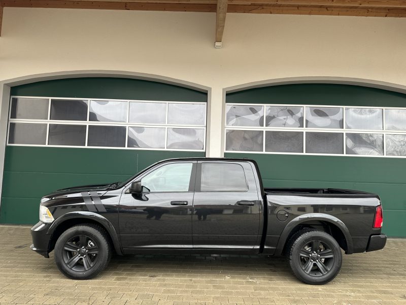 2017 Dodge Ram 1500 V6 na sprzedaż Warsaw