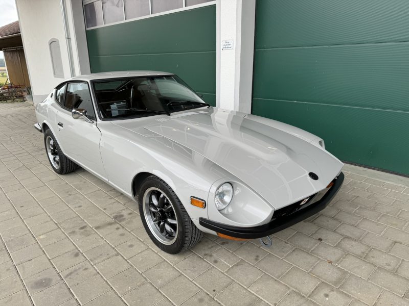 1972 240z datsun for sale in Geneva Switzerland