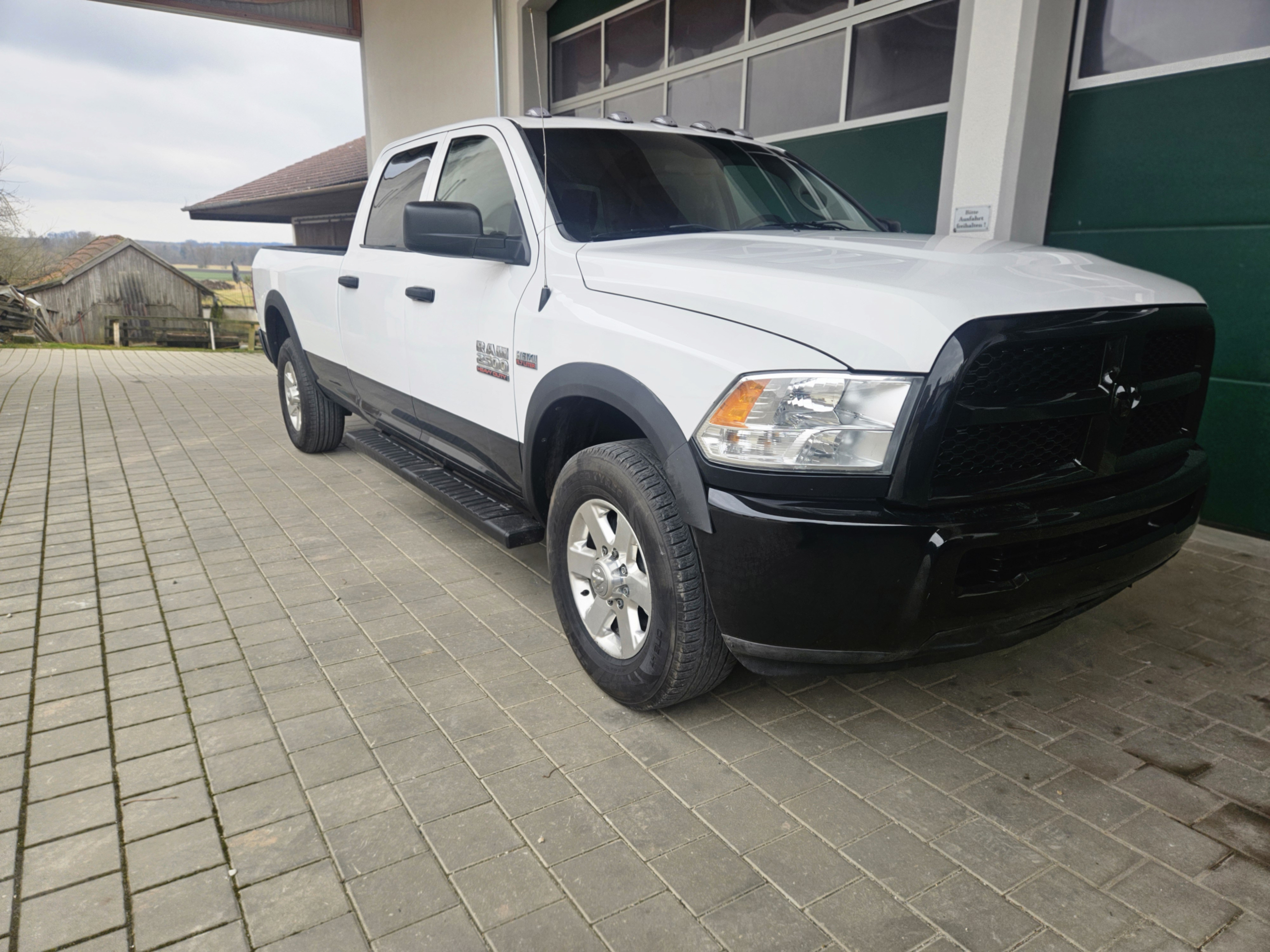 2017 Ram 2500 Unfallfrei 5.7L zu verkaufen Villach