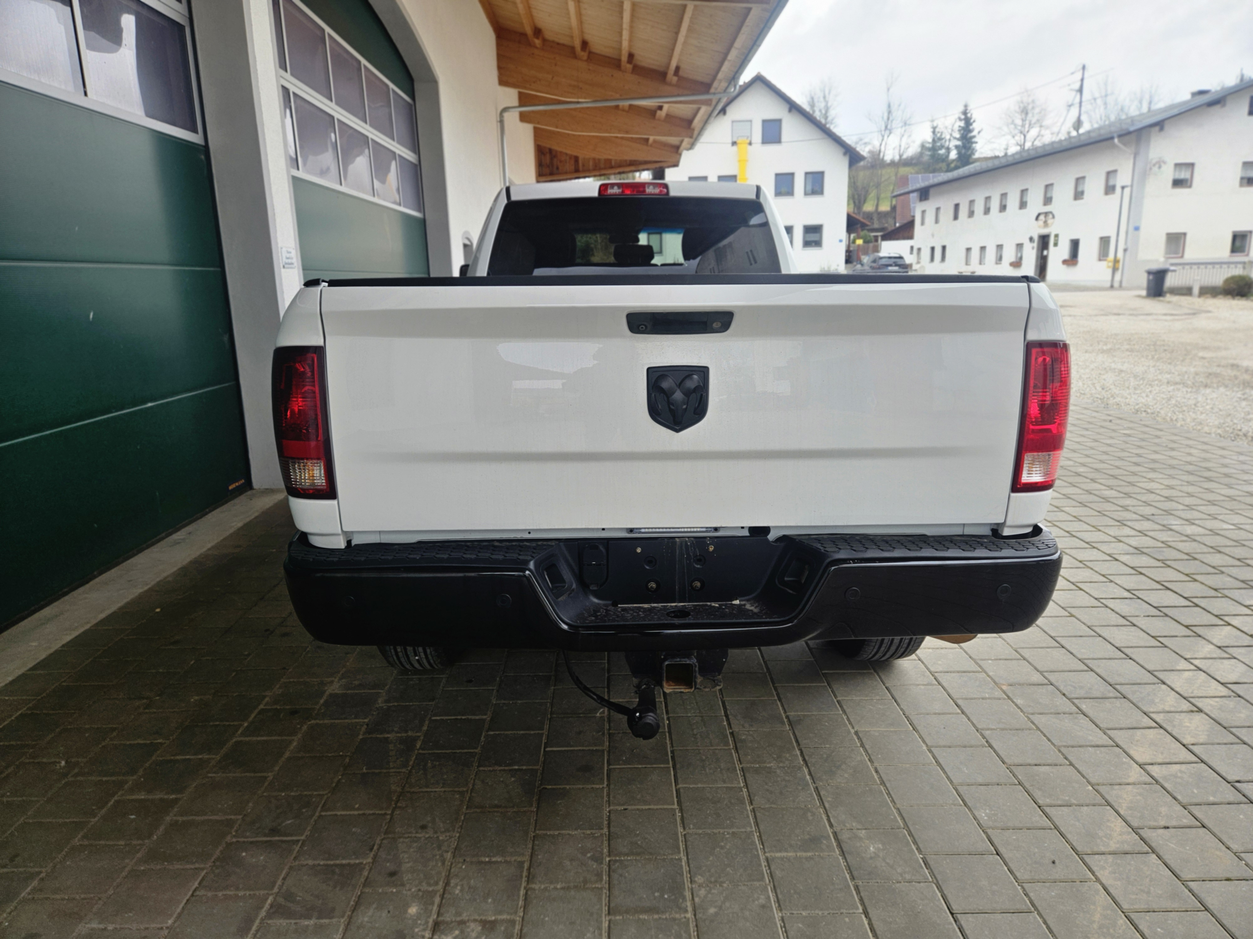2017 Ram 2500 Unfallfrei 5.7L zu verkaufen Wels