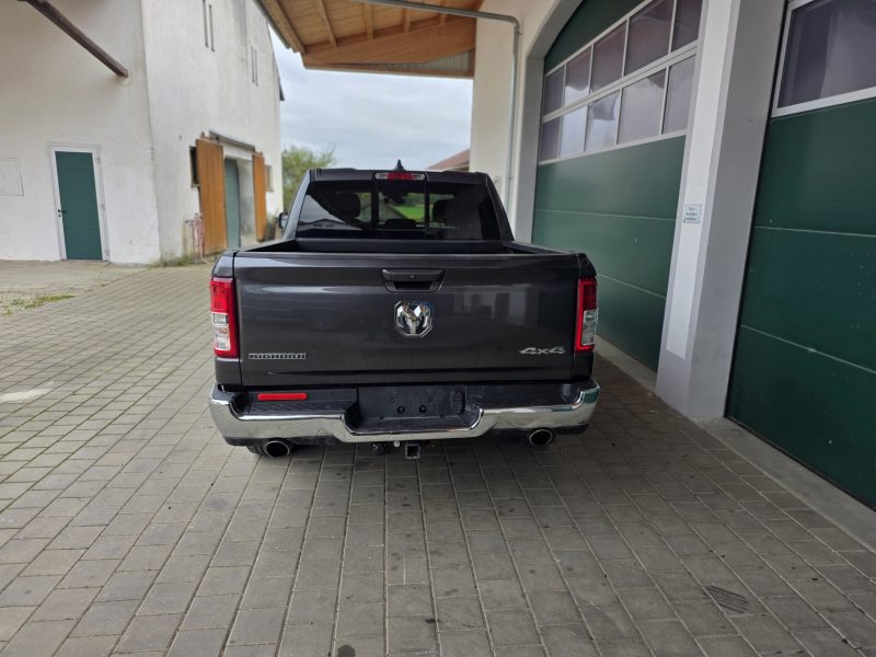 dodge ram V8 pickup France à vendre à Paris
